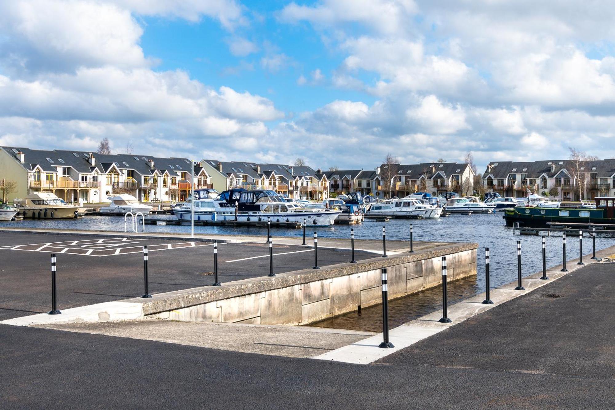 Shannonside - Stylish 5 Bed Marina Home & 40Ft Mooring Termonbarry Zewnętrze zdjęcie